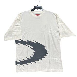 Oakley graphic shirt nwt size medium
